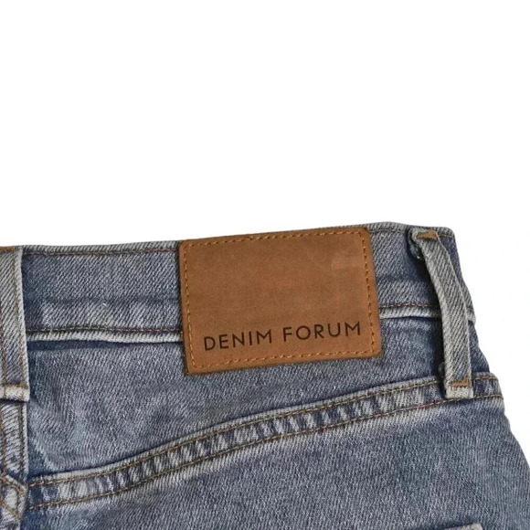 Aritzia Denim Forum The Yoko Bermuda Jean Short Denim Blue Size 25 - Picture 7 of 16